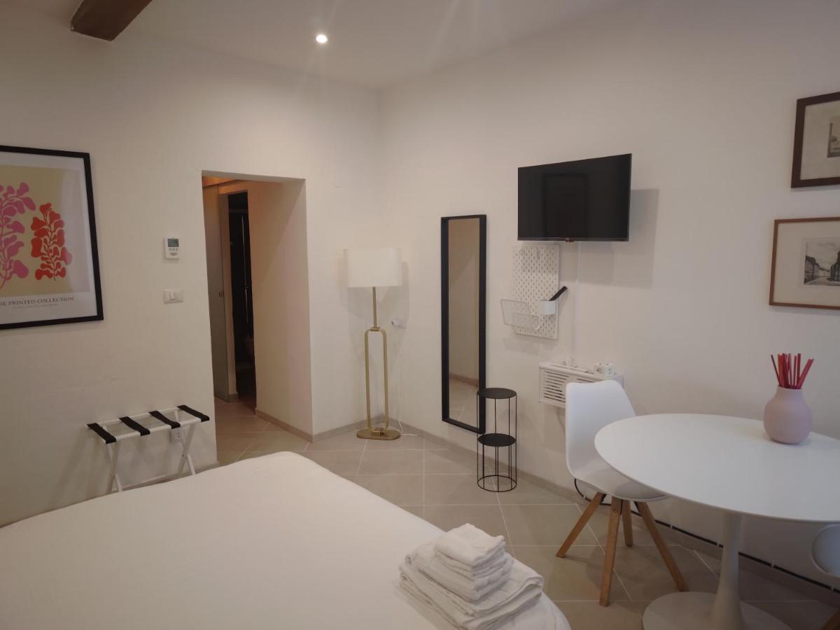 Guazzo Apartment - Self Check-In Parme Extérieur photo